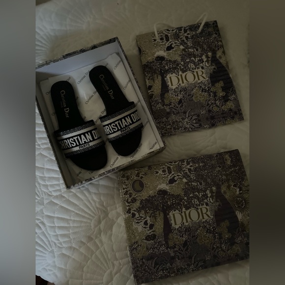 CHRISTIAN DIOR DWAY SLIDE - Picture 3 of 3